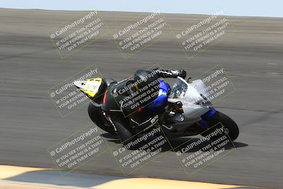 media/Apr-10-2022-SoCal Trackdays (Sun) [[f104b12566]]/Bowl (11am)/